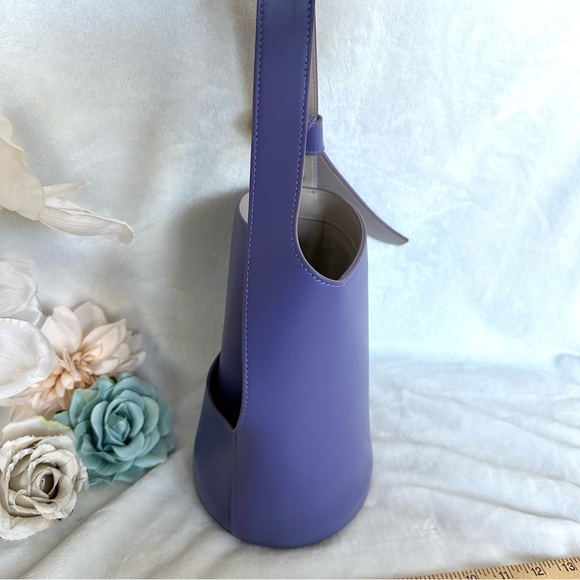 GIAQUINTO Bucket Bag - Picture 5 of 14